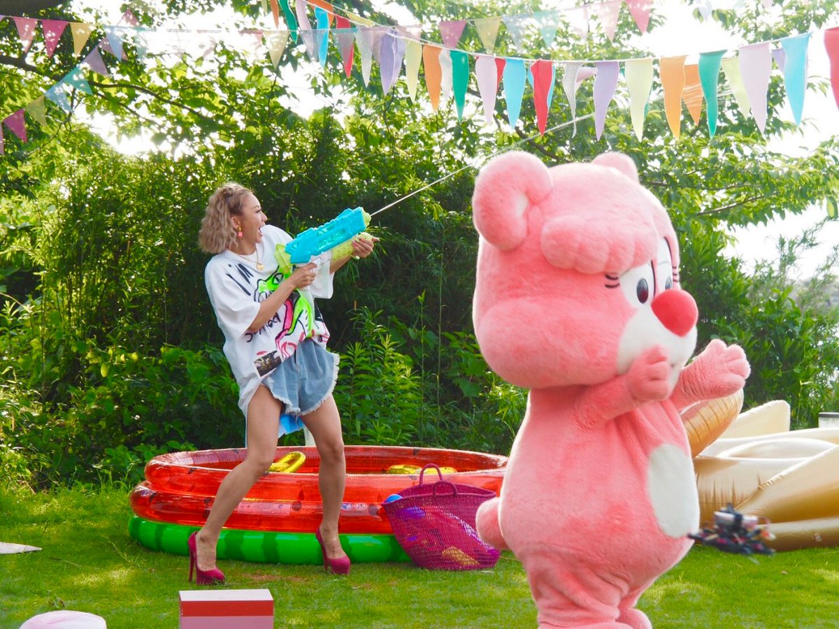 kodakumi9303's tweet photo. くぅちゃんと同じ水鉄砲🌈

マルカ  182931

アクアシューターアイスファングネオ
https://t.co/KFqECUX9kf

#倖田來未 #倖田の夏
#Well_Be_OK
#20th_ANNIVERSARY
#Special_Talk_Show
#MY_NAME_IS #QUEEN_OF_LIVE
#LEGO #KODA_KUMI
#くぅちゃん #倖田組
#playroom #北海道組員 https://t.co/7mptXPV9AS