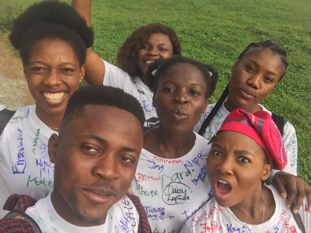 alowoojaola's tweet photo. Finally I can move away from this toxic relationship. 😂
From MEE board ➡️ CSP 210➡️EMT➡️IT➡️Project.
When I thought 500 level was for flex, little did I know... 😂
#futarian @thefutastudent #classofelites #maverick20 https://t.co/Wixwf5ESLG