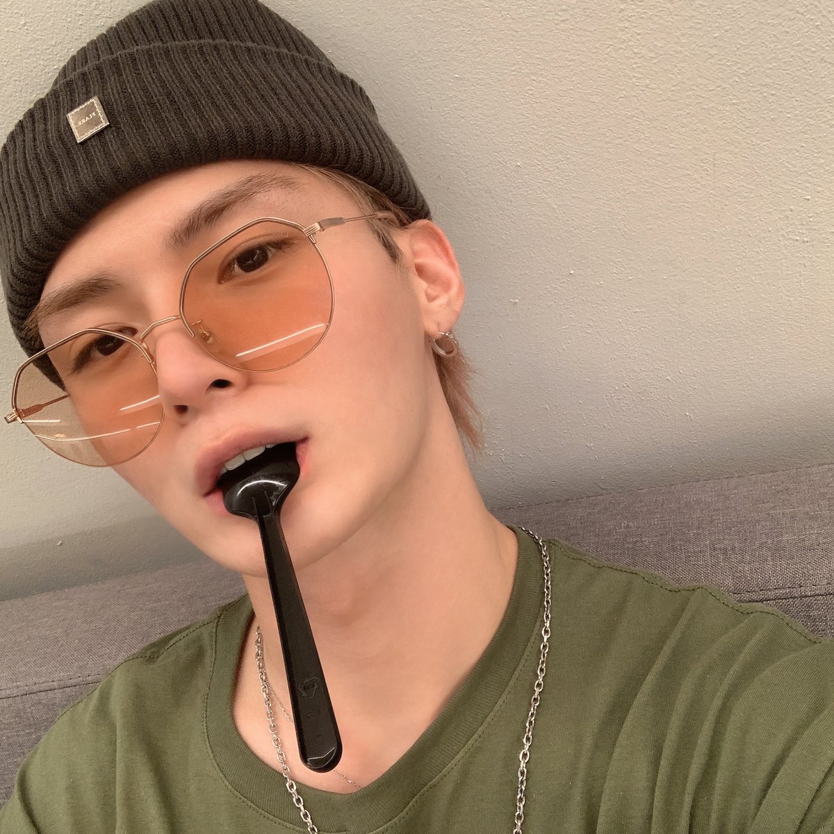 OmegaX_members's tweet photo. [#OX]

배는 고픈데 숟가락 들기가 귀찮아…요

#OMEGA_X #오메가엑스 #한겸 https://t.co/hW7fy8a6WT