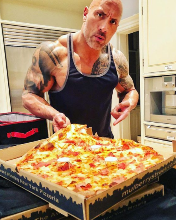 BodybuilderIQ's tweet photo. MOST Supplements are useless and a waste of money. Things like Fat burners or Testosterone boosters are never ever gonna work. Follow a diet and use the bare minimum amount of supplementation. Creatin and Vitamins are Enough! #nutrition #bodybuilder #Weightlifting #tips #Muscle https://t.co/YBTixIjUm2