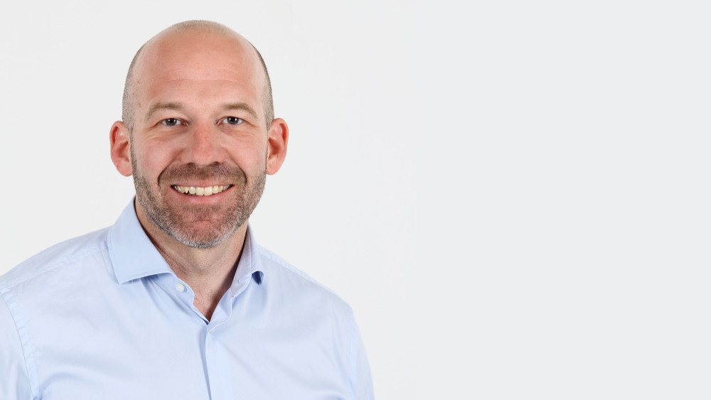 FinanceScout24_ch (@fs24_ch) on Twitter photo Scout24 ernennt Marc Hallauer als neuen Managing Director von FinanceScout24. #Willkommen <a href="/Scout24_ch/">Scout24 Schweiz AG</a> #news <a href="/diemobiliar/">Die Mobiliar</a> <a href="/Ringier_AG/">Ringier AG</a> @RAS_Schweiz medien-de.financescout24.ch/news/scout24-e… Scout24 ernennt Marc Hallauer als neuen Managing Director von FinanceScout24. #Willkommen <a href="/Scout24_ch/">Scout24 Schweiz AG</a> #news <a href="/diemobiliar/">Die Mobiliar</a> <a href="/Ringier_AG/">Ringier AG</a> @RAS_Schweiz medien-de.financescout24.ch/news/scout24-e…