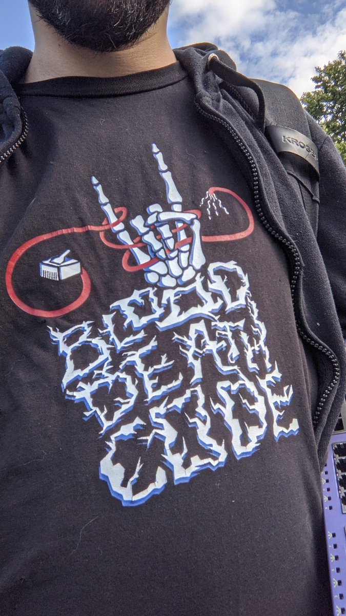 trockenasche's tweet photo. Today's #tshirtsummer is one of my favourites. #Hacken Open Air is designed by @Bleeptrack and @blinry and you can get it from @getDigital_de https://t.co/uNnPbwywT6