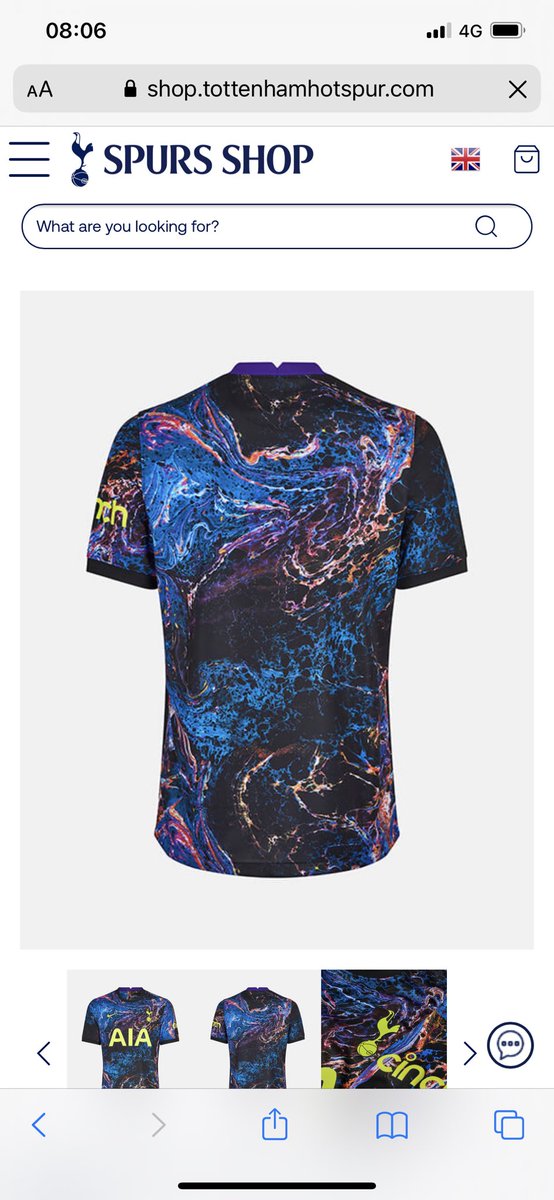 SpitfireSpurs's tweet photo. @TGoalpost @EPLBible The elite players shirt has the black box, but the cheaper (£70 ahem 😵‍💫) has a continuous pattern. https://t.co/sFuhsxPjKc