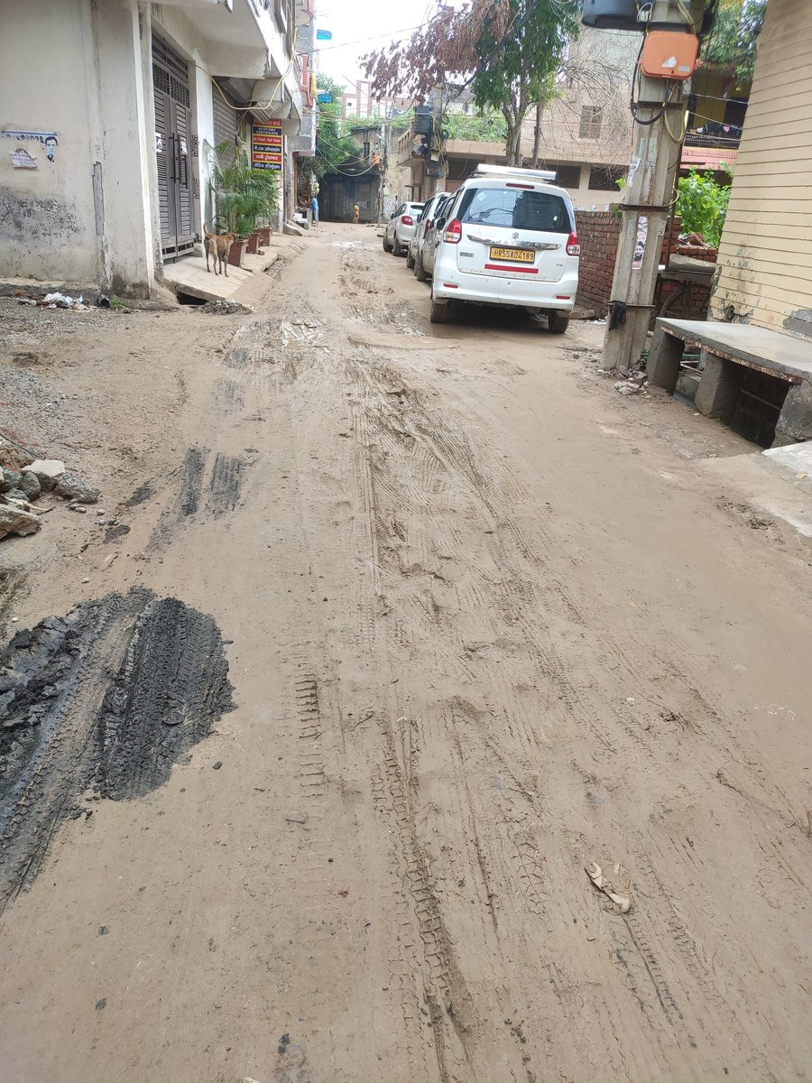 London Model of Delhi Colonies 
#Rajduttgehlot <a href="/AamAadmiParty/">AAP</a> <a href="/AAPDelhi/">Aam Aadmi Party Delhi</a> <a href="/OfficialSdmc/">SDMC</a> <a href="/ArvindKejriwal/">Arvind Kejriwal</a> . 
Place - Duggal Farm , Tara Nagar , Kakrola , Old Palam Road, pin -110078
Please 🙏 Humari life ko or narak mat bnao . TAKE SOME ACTION