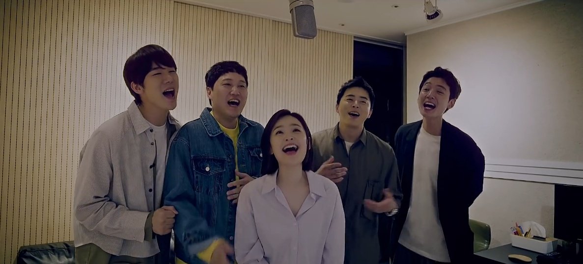 kdramafn's tweet photo. does it                     just how
        ever                        fast the 
    drive you                      night  
       crazy                      changes
#HospitalPlaylist https://t.co/kW7dus7d7B