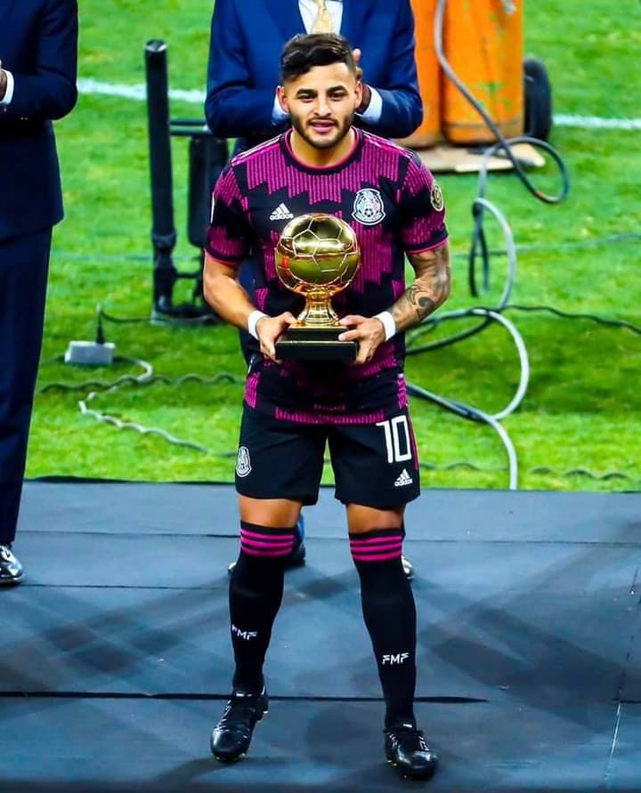 10_jabm's tweet photo. @FIFAcom @Hegazi @EFA @ittihad @jfa_samuraiblue @realmadrid @richarlison97 @CBF_Futebol @Everton @Alexis_Vega9 @miseleccionmx @Chivas 🇲🇽💯🥇⬆️ https://t.co/G6Dw4jq28w