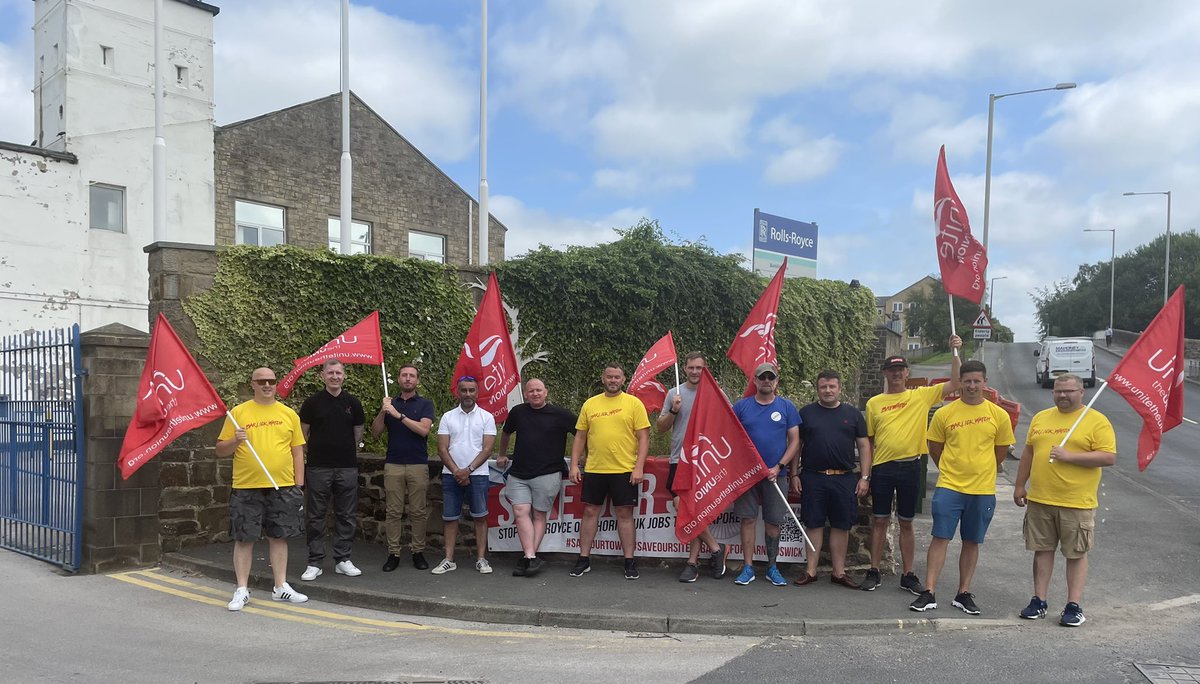 Last week our engineering members at @RollsRoyceUK in Barnoldswick began a week of strike action after fears for the long term future of the site resurfaced. Unite is now balloting the remaining workers in the factory for strike action which could begin late this summer.