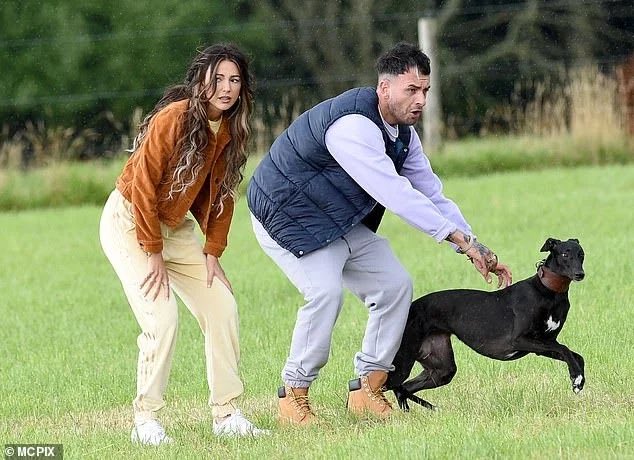 JoeGilgunFans's tweet photo. New photos of filming #Brassic4  from the Daily Mail. So happy the lilac is back 🤗 #JoeGilgun #JosephGilgun #Brassic https://t.co/hHMSVY5P6U