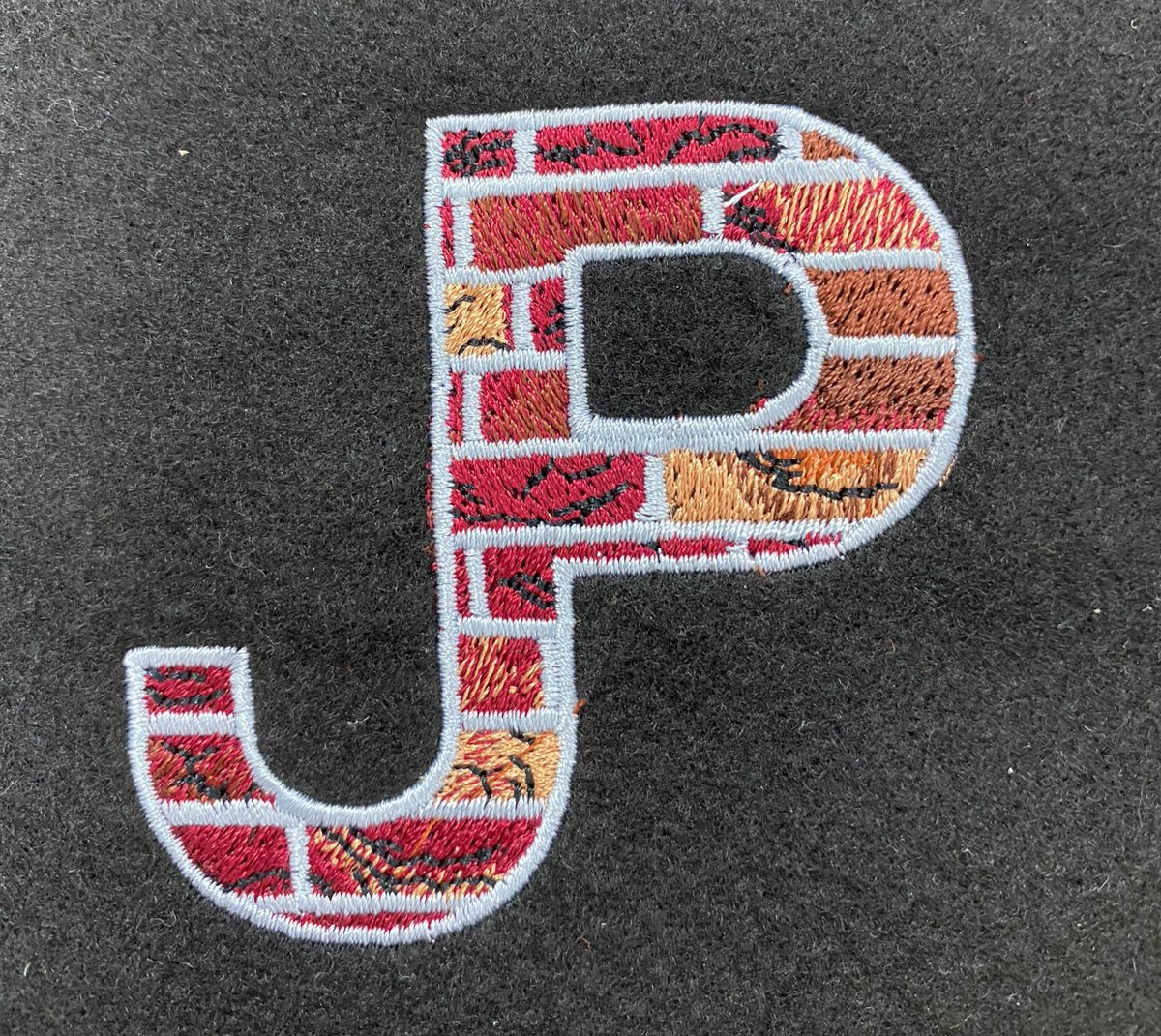 EmbroideryUK tweet media