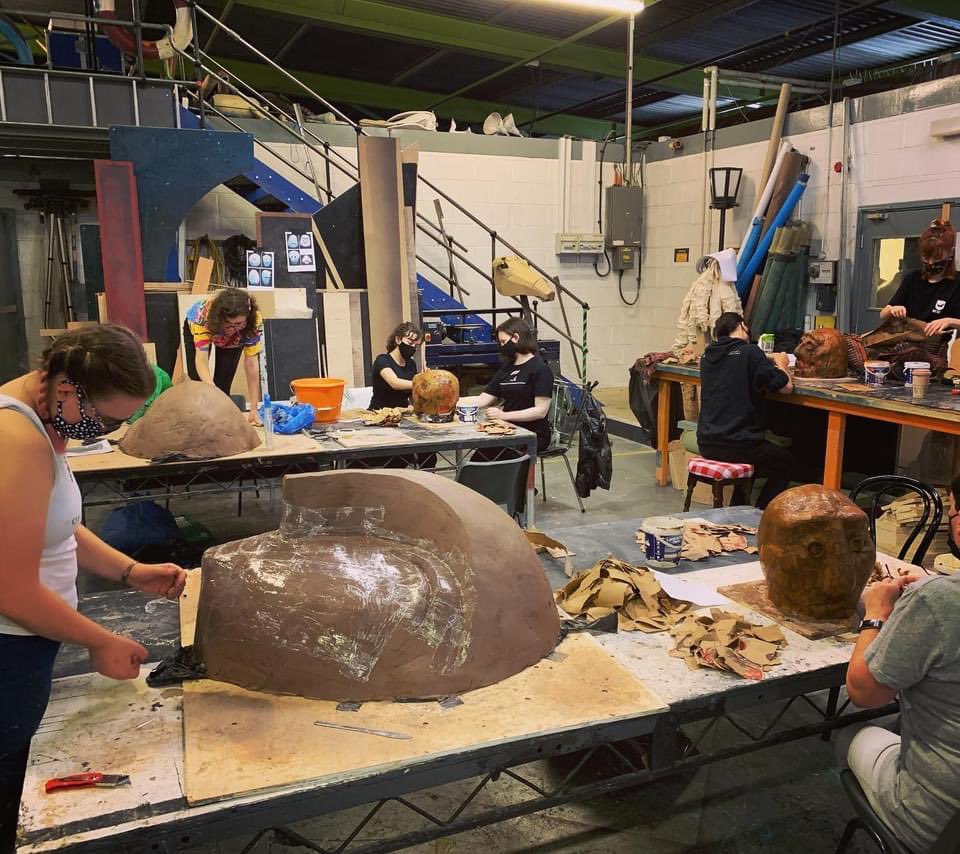 MovingPartsArts's tweet photo. The build continues for #TyneRising at the @northernstage scenic workshop, led by Andrew Kim of @ThingumaTheatre ! So great to see our enthusiastic volunteers getting really stuck in to make the show a reality!
Photos by Andrew Kim https://t.co/1iLxYAL10s