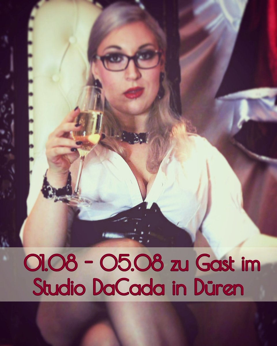 VBizarr's tweet image. Es ist soweit 🥳 Endlich kann ich meinen Aufenthalt im Studio DaCada verkünden. Seit Juni freu ich mich auf diesen Termin.

Vom 01.08 bis zum 05.08 werde ich dort vor Ort sein. Und das auch wieder mit vollem Programm 👠🥂 💉

#mistress #fetish #clinicgames #sounding #goldenshower