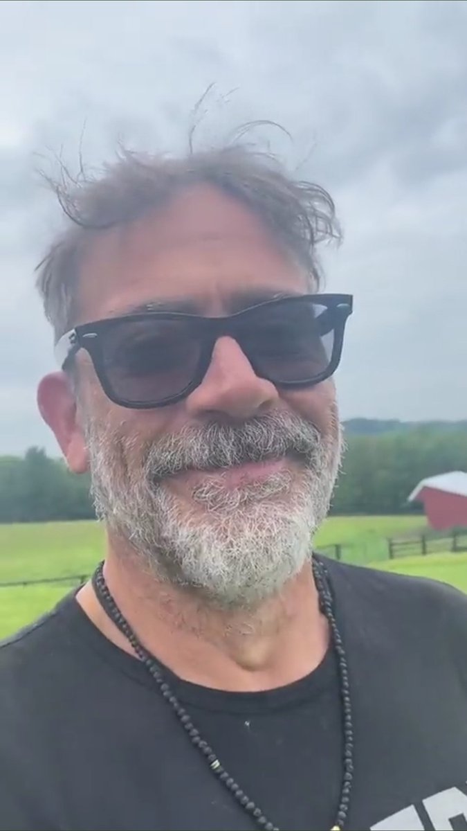 Verena_JDM's tweet photo. Gosh, that smile at the end of my workday means the world for me.😍❤ Thx man❤

#JDMLover #Neganlover #TWDfamily https://t.co/sDY5k6byBU