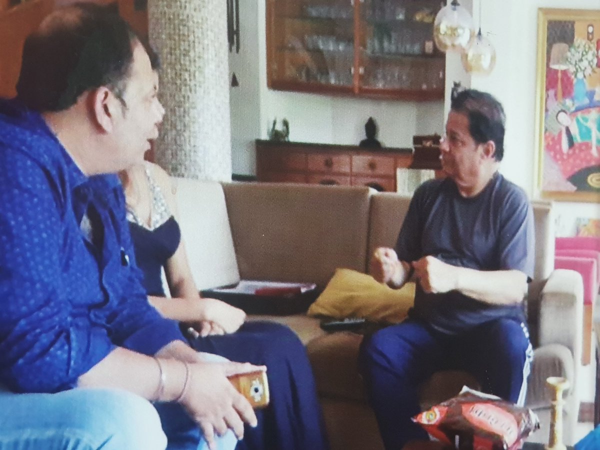 VeeNs_Muxic's tweet photo. जय श्री महाकाल 🙏
भजन सम्राट @anupjalota जी को जन्मदिवस की हार्दिक शुभकामनाएं ।।
#VeeNsMuxic #vinaybhargav #indore
#hbdanupjalota #anupjalota https://t.co/3j9AULGVuH