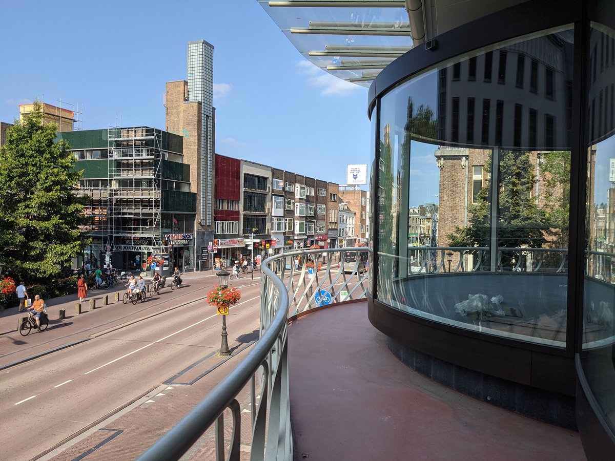 Heilijgers's tweet photo. De transformatie van De Planeet naar House Modernes aan de Oudegracht in Utrecht is in de eindfase. Wij maken ons gereed voor de bouwvak en pakken 23 augustus de draad weer op. Hele fijne zomervakantie! https://t.co/euvA6j21nZ