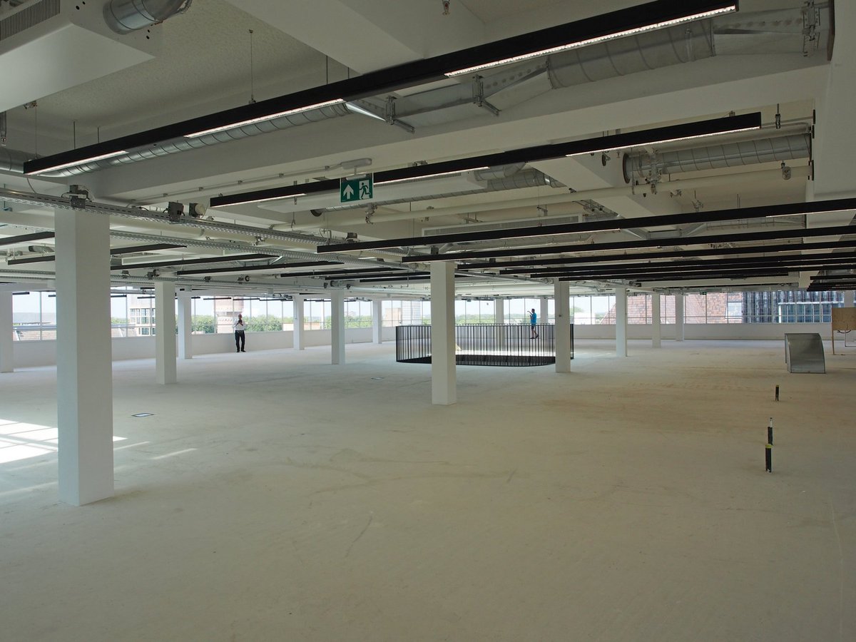 Heilijgers's tweet photo. De transformatie van De Planeet naar House Modernes aan de Oudegracht in Utrecht is in de eindfase. Wij maken ons gereed voor de bouwvak en pakken 23 augustus de draad weer op. Hele fijne zomervakantie! https://t.co/euvA6j21nZ