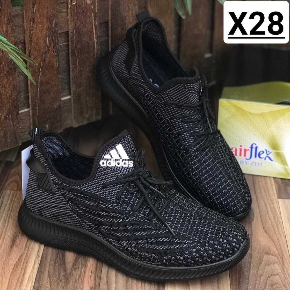 عيدك أحلى 🥰
مع تخفيضات #جاناجيت الأقوى💪
تشوزات رجالية
janagate.com/stores/product…
SAR100
للحصول على الخصم استخدم كود الخصم💰JAMA08
تواصل واتس 📩
+966503724211
 #عيديه_جاناجيت10
#تحبين_ابوك_زوجيه
#الخميس_الونيس
#زوجوها_تعقل