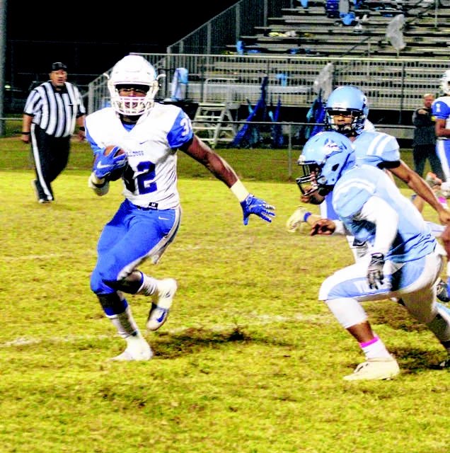 ChrisStilesRob's tweet photo. BREAKING NEWS: Former St Pauls RB Marqueise Coleman passed away overnight as the result of a shooting. 

The 2019 Robeson County Heisman was 19 years old. 

Thoughts and prayers go out to his family and the St Pauls football community during this incredibly difficult time. https://t.co/JLnH0PIHUG