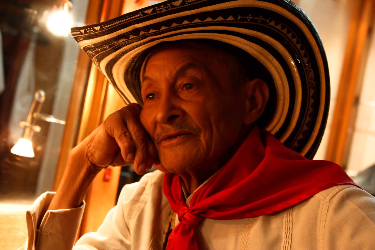 mincultura's tweet photo. Desde #MinCultura lamentamos el fallecimiento del maestro Juan Alberto Fernández Polo conocido como Juan Chuchita, voz líder de los gaiteros de San Jacinto. Su legado y aporte a la cultura de nuestro país permanecerá por siempre en la memoria de los colombianos. https://t.co/o6uAOUhb5g