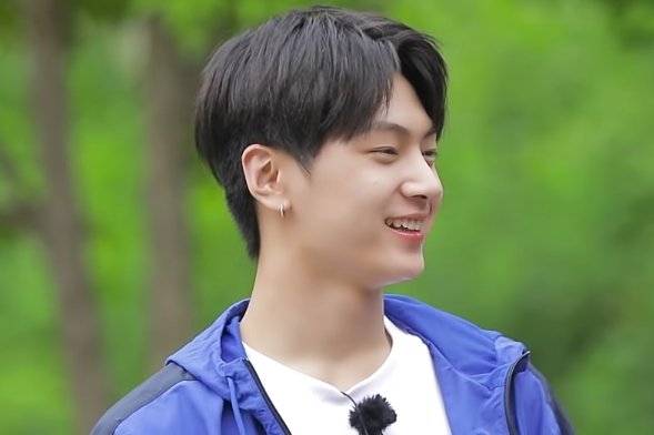 0420FEED's tweet photo. HIM. screams fine ;-; #ENHYPEN_JAY #제이 https://t.co/r8Y2RQSaSV