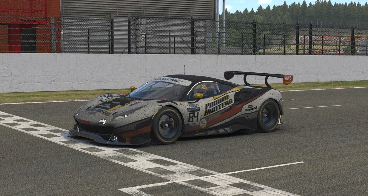 podium_hunters's tweet image. The (irl) 24 Hours of Spa is this weekend but the iRacing version of the GT3 endurance classic ran last weekend. It was a tough one yet again. Team White finished P5 in split 12, Team eSports were in an extremely tough split 3 and finished P25, and Team Black finished in heaven🙏