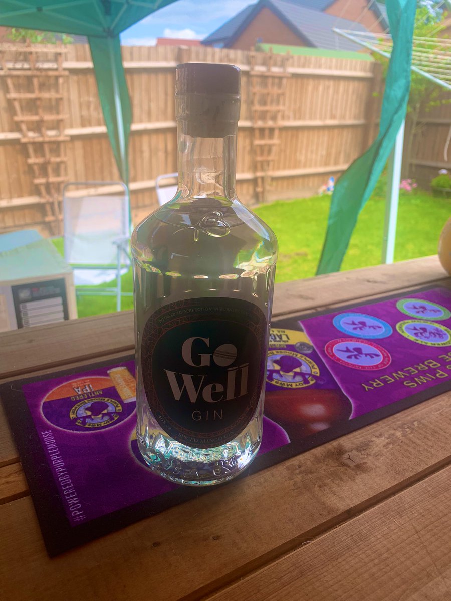 jake_firth_'s tweet photo. Look what’s just arrived 😍 glorious lads! Go well! 🏏🌶🥭 @gregjames @felixwhite @jimmy9 @itsmattchin @BatchDistillery https://t.co/KL7GiRgvWF