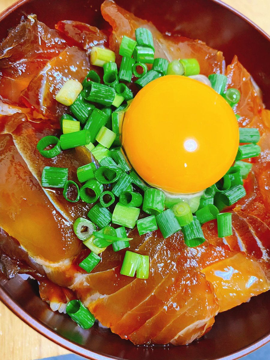 雅 オオモンハタ料理金メダルです 色々作りましたがこの二品が最高に金メダルです はい オオモンハタ 漬け丼 中華スープ