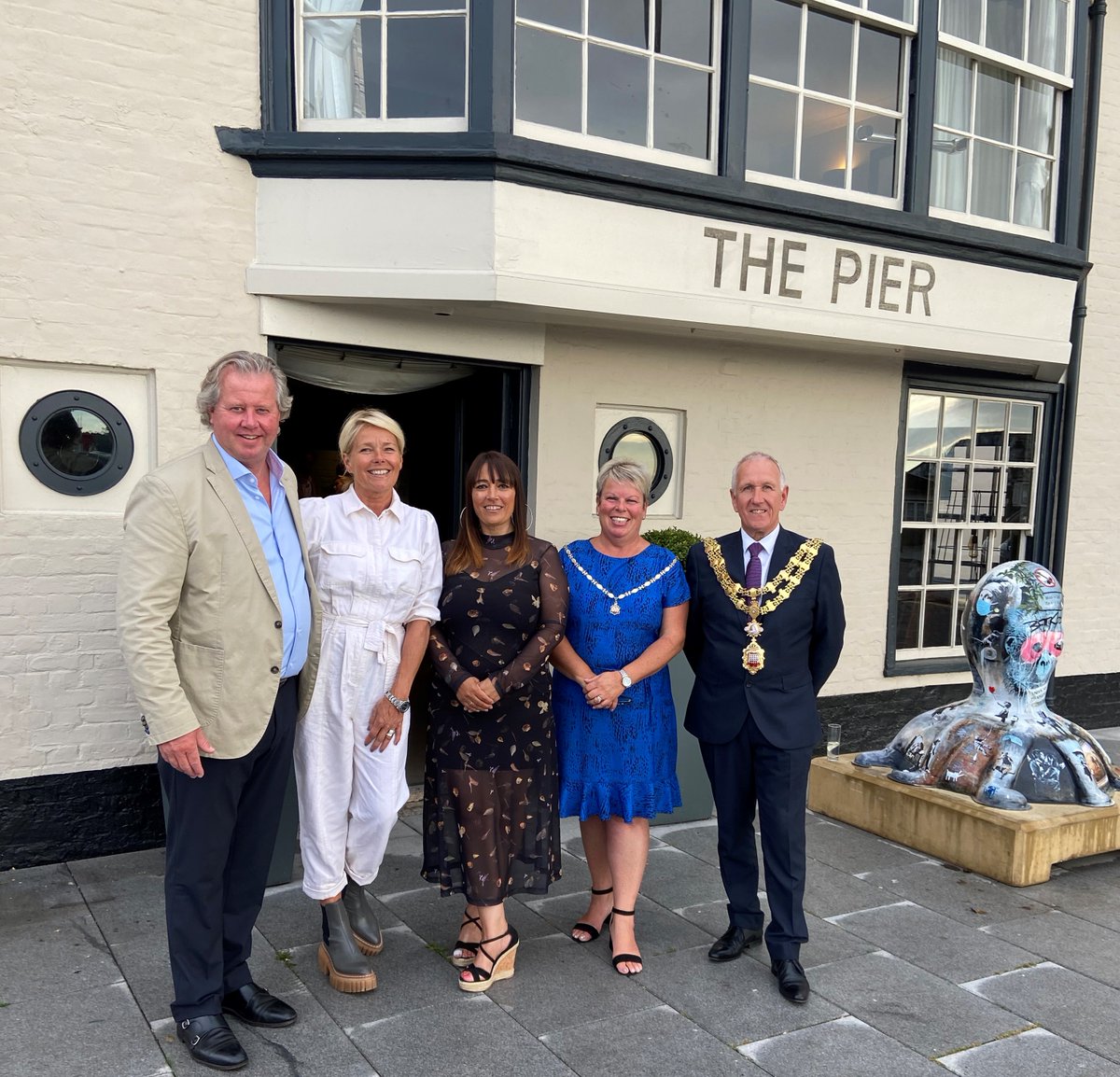 Delighted to host the book launch for local author <a href="/JvPhaure/">JV Phaure</a> <a href="/pierharwich/">The Pier at Harwich</a> readers and guests enjoyed an insight about The Girl on the Beach along with Gin &amp; Tonic <a href="/WeMakeBooze/">EastCoastDistillery</a> and catering from the talented The Pier chefs <a href="/Ivan4Harwich/">Ivan Henderson</a> The Mayor and Mayoress of Harwich attended.