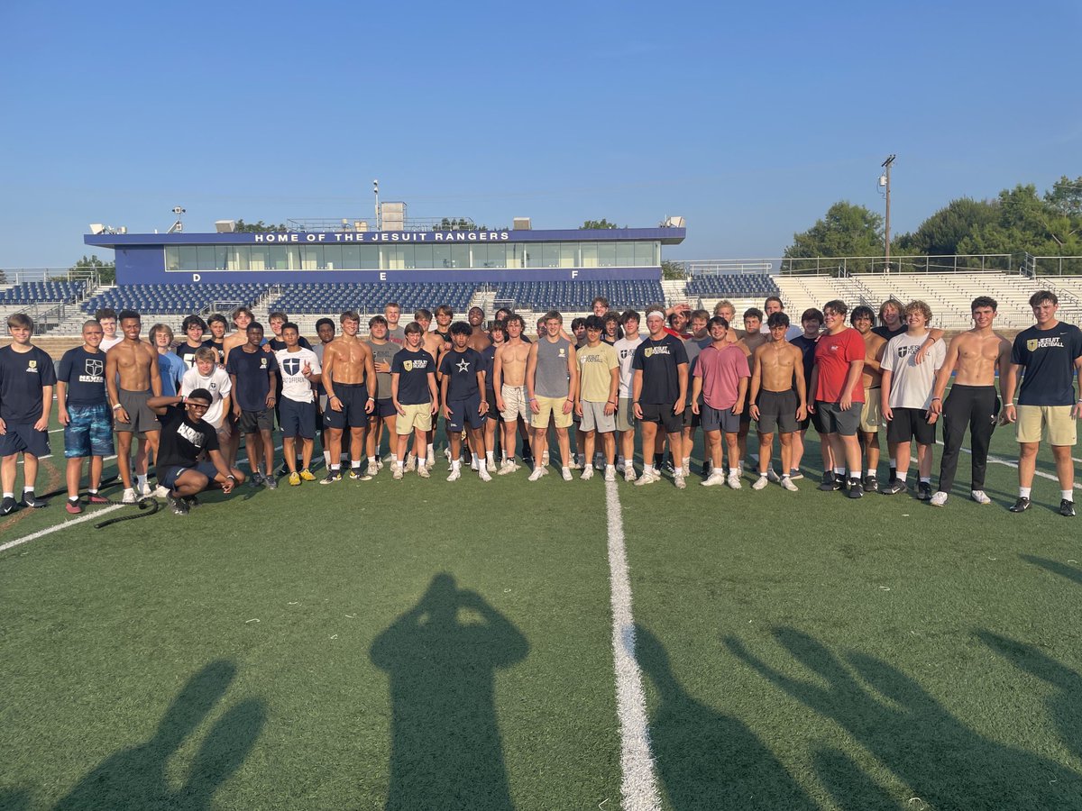 Congrats to these ⁦<a href="/JesuitDallasFB/">Jesuit Football</a>⁩ players making all 26 workouts this summer!  💪🏻😤
#BandofBrothers #WeAreJesuit