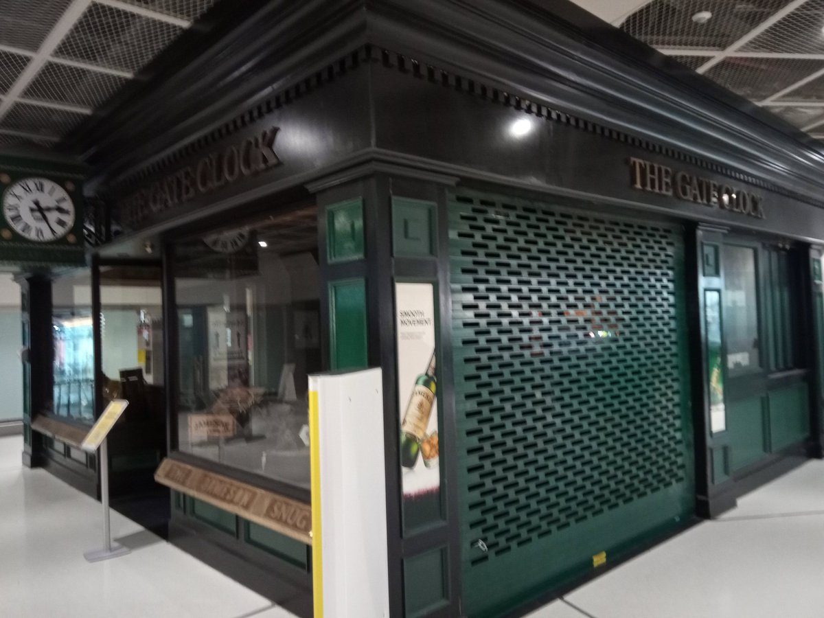 EwanMacKenna's tweet photo. So much for a flick of a switch bringing the economy back to normal. Dublin Airport... https://t.co/MScxtqIdxO