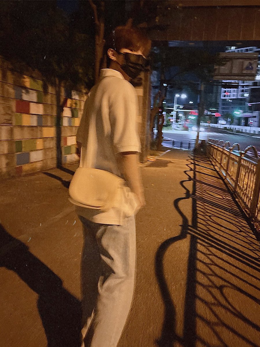 MHyunbinFrance's tweet photo. 🌕| 📸 | TWITTER
Photos du tweet de Hyunbin qui nous met 2 belles lunes.🥰
©️: @RAIN_Ciipher
#MoonHyunbin #HYUNBIN #문현빈 #PRODUCE_X_101 #CIIPHER #CiipherIsComing #CPR #CiipherDebut #Pengbin🐧 https://t.co/uokZagf3f8