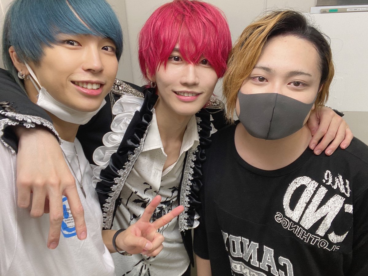 Magi9_Chihiro's tweet photo. アイドルしてきました❤️‍🔥

2人とも見に来てくれてありがとね😭
沢山褒めてくれた…！ https://t.co/VkZd2EM82o