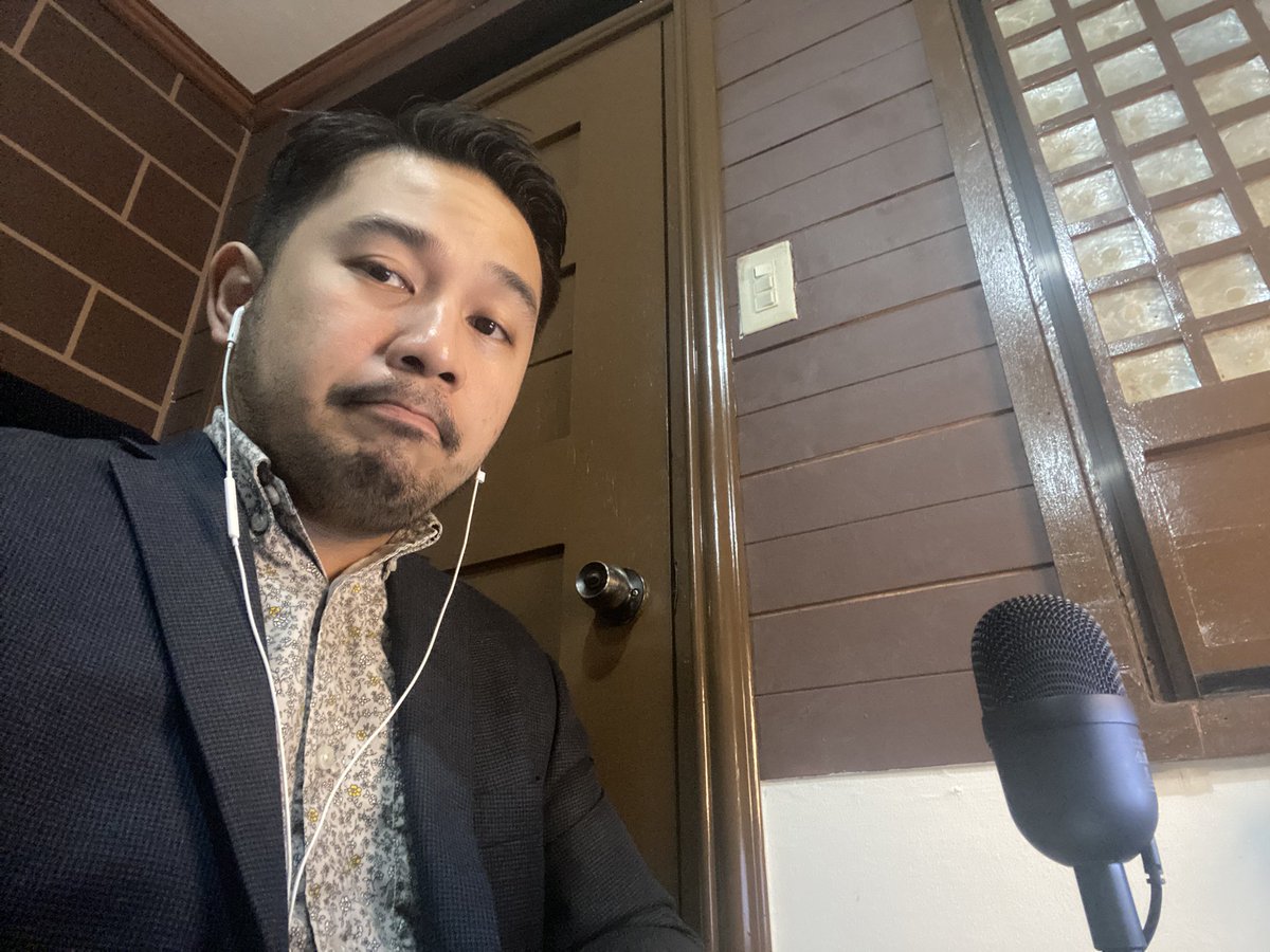 RenzoGuinto's tweet photo. Waiting for my turn #Webinar #Zoomification #PlanetaryHealth https://t.co/N42y93Q7KD