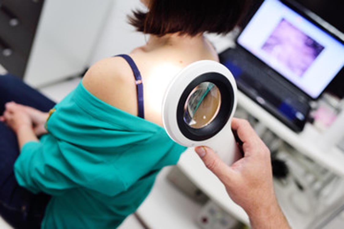 MelanomaCanada's tweet photo. Mole mapping is a computerized photographing system that's used to detect early signs of #skincancer. Itโs especially beneficial for individuals who are at high risk of developing skin cancer.
For information on #molemapping services, visit: https://t.co/YLjDop9u6V
#dermatology https://t.co/5kLsz8H2Vu