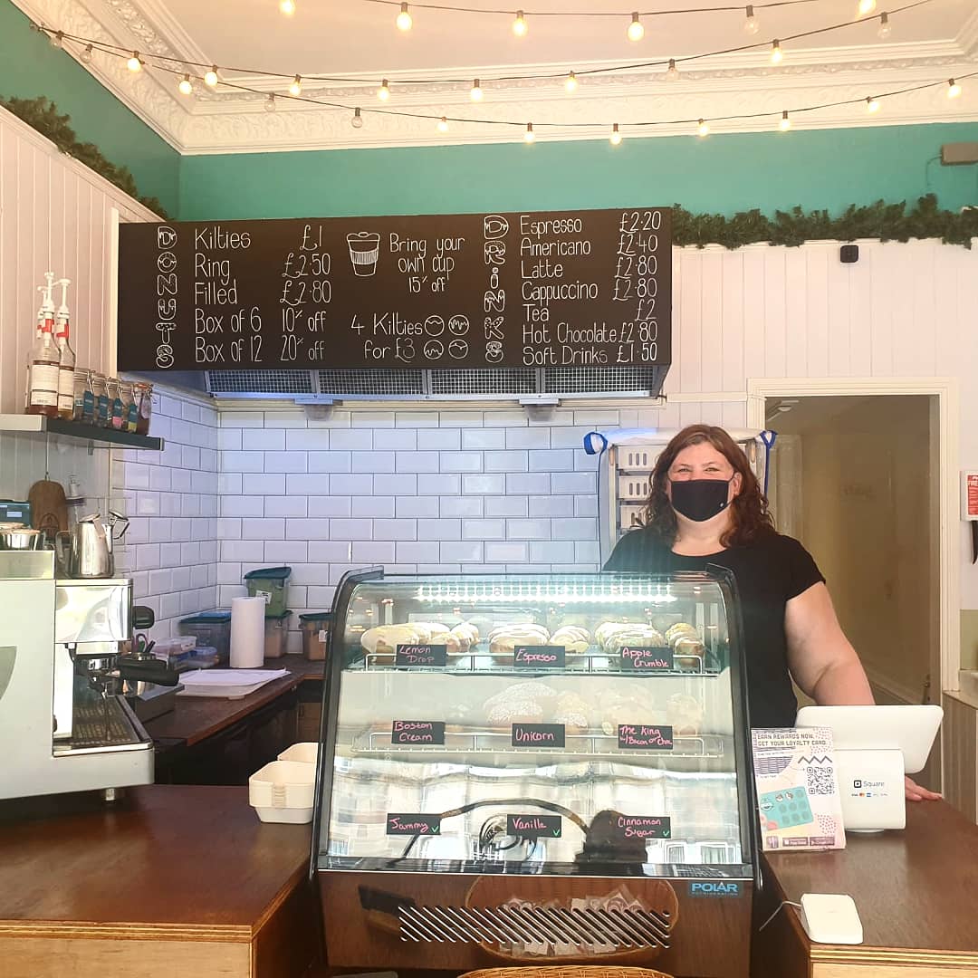 TREAT YO SELF to some weekend donuts, with Hidden Trax and @kilteddonut! Use our discount code on your online orders and get 15% off! Just add HIDDEN15 at the checkout.

Our latest podcast with Lena from Kilted Donut is available to listen now - link in bio! 🥳