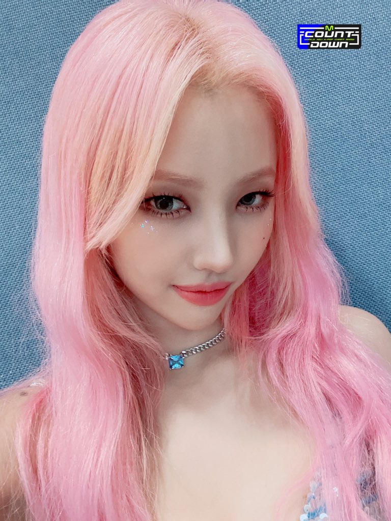 GIDLE_MY's tweet photo. SOYEON PINK HAIR !!!

@G_I_DLE #GIDLE
#WINDYONMCD #MCMIYEON #MIYEONATLANTISPRINCESS https://t.co/XJygQCOSKT
