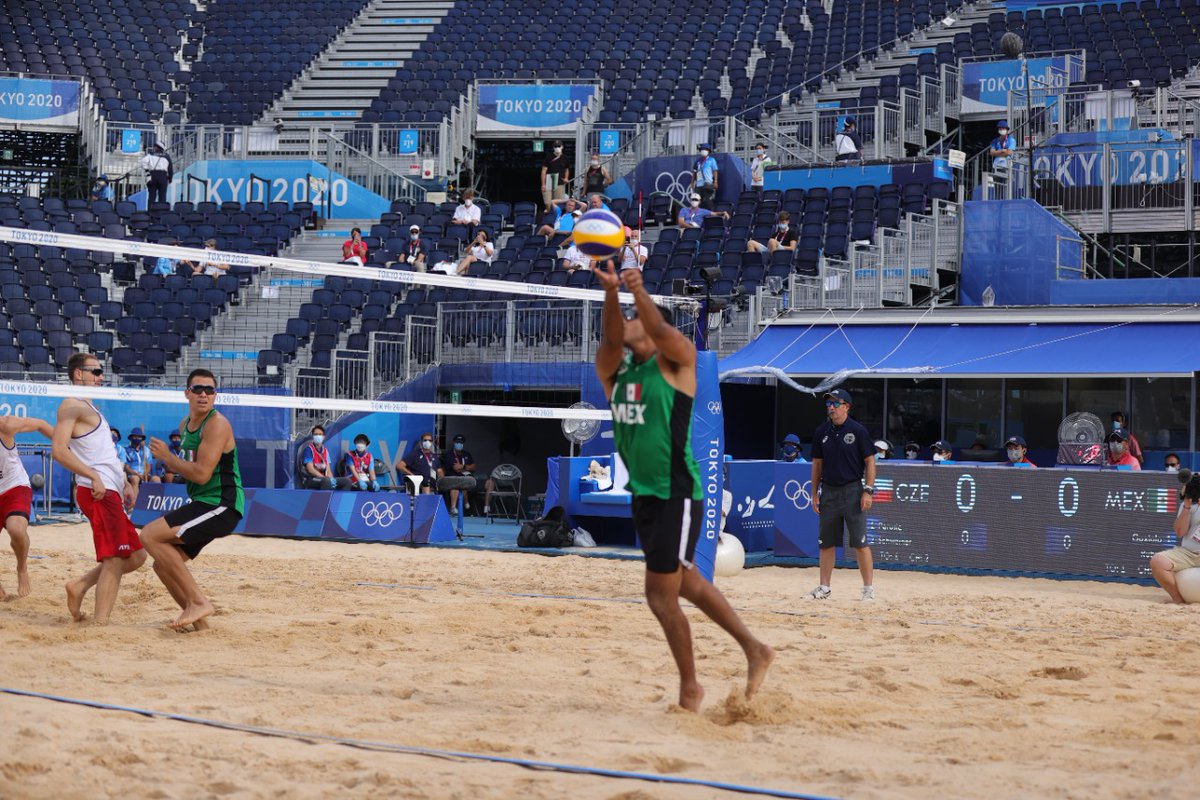 COM_Mexico's tweet photo. México da pelea a República Checa, séptima potencia mundial del voleibol de playa en los #JuegosOlimpicos2021  #Tokyo2020 
Lee más 👉  https://t.co/LPMB6ZotAn https://t.co/JePWL2URYu