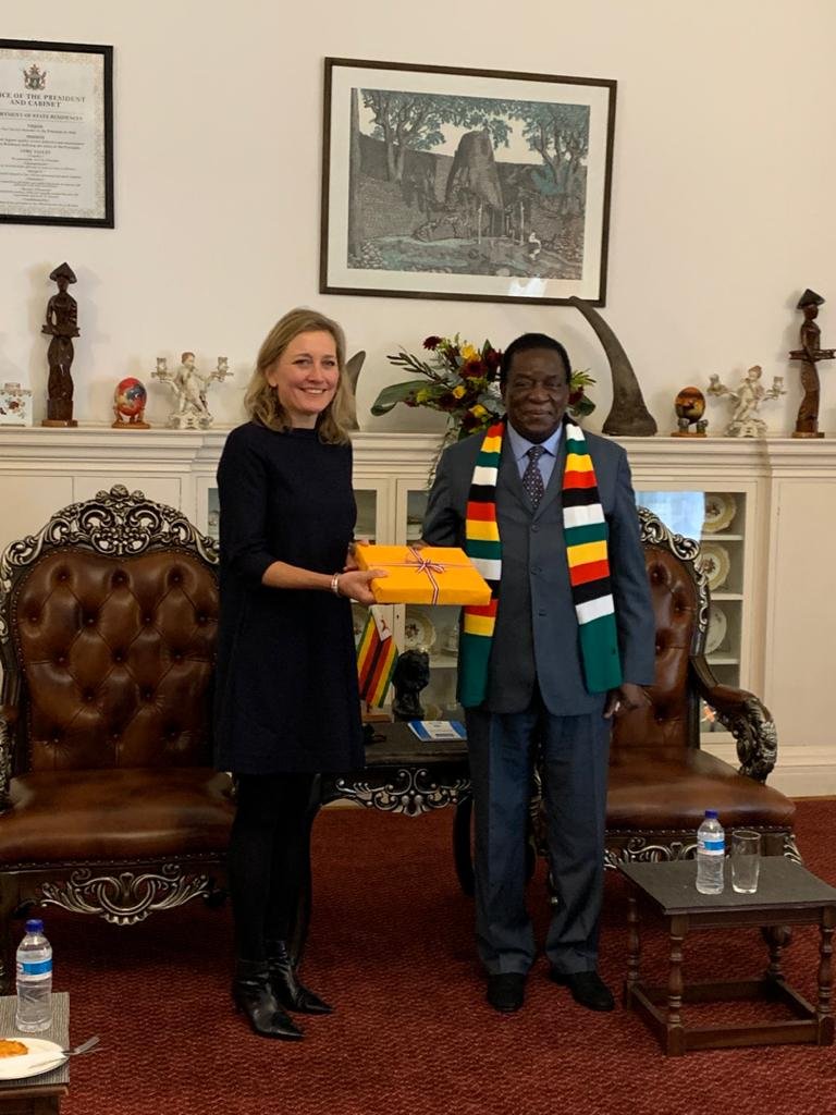 Frank parting conversation between President <a href="/edmnangagwa/">President of Zimbabwe</a> &amp; Ambassador <a href="/bvanhellemond/">Barbara van Hellemond</a> on:

-Zim -NL &amp; EU ties 🇿🇼🇳🇱🇪🇺
-Need for fact-based dialogue to build trust in run up to Zim elections
-Agricultural cooperation &amp; compensation of BIPPA farmers
-Addressing gender based violence
