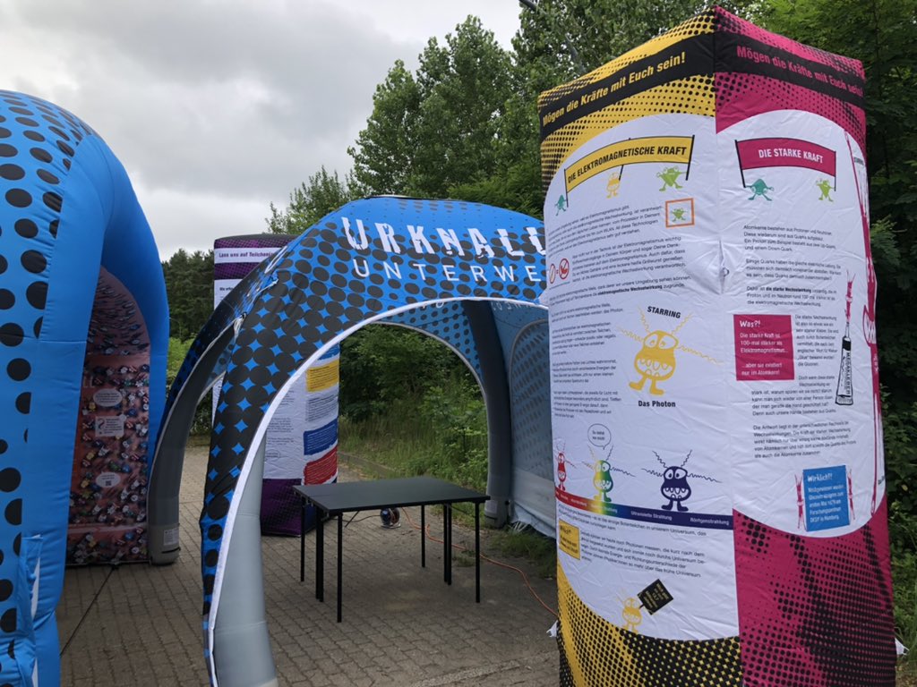 Weltmaschine's tweet photo. Es ist soweit! Mit Förderung von @BMBF_Bund hat @Weltmaschine ein neues Modul – #UrknallUnterwegs kommt zu Ihrer Stadt!

Erste Station: 31.07. in Münster, bei @WWU_Muenster Q.UNI camp im Schlossgarten! Wir freuen uns, Ihnen zu sehen!

Lesen Sie mehr hier: https://t.co/2fqTr0LERH https://t.co/y1ButtpZ9B
