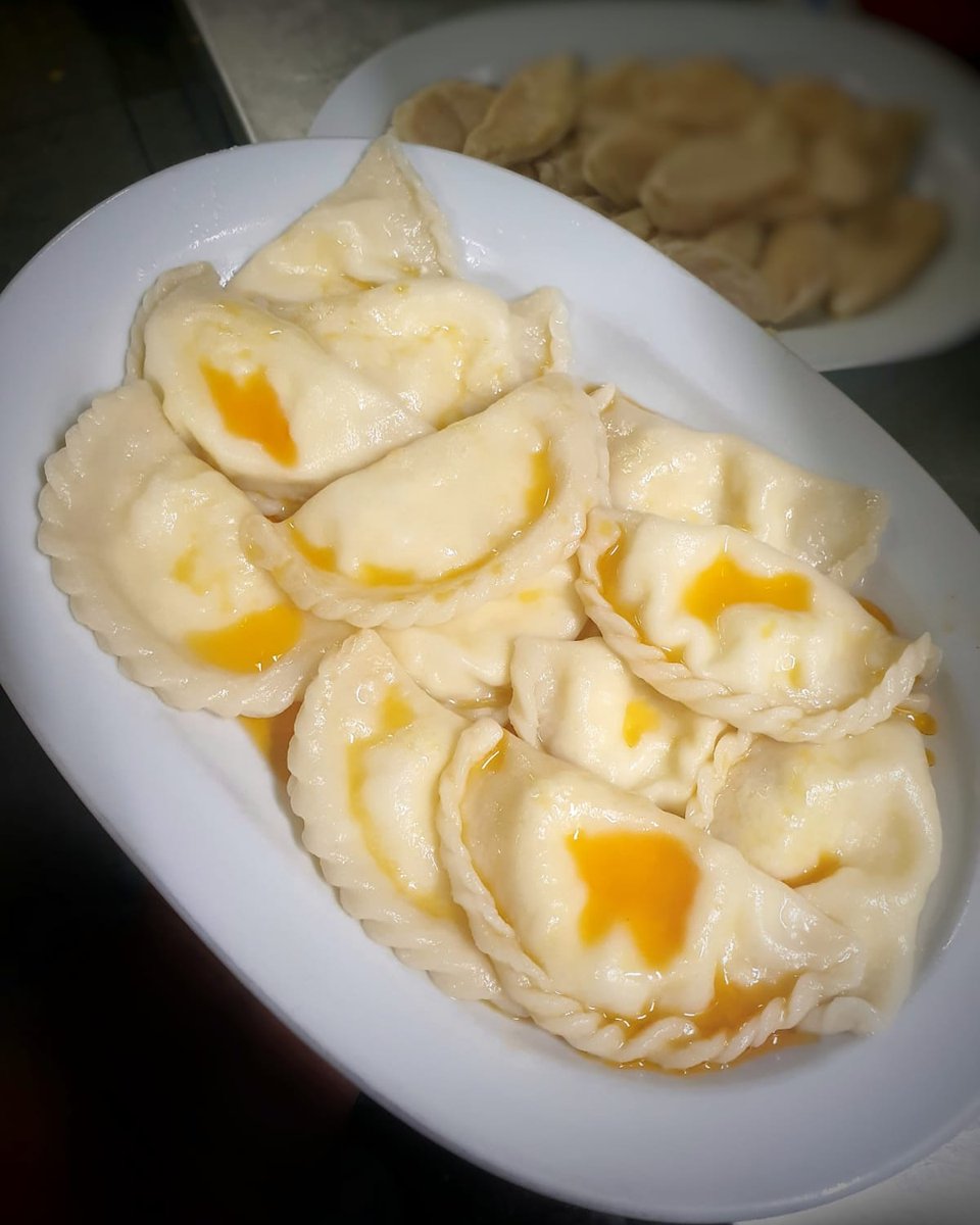 FccnCom's tweet photo. Tsıhtı gabın//haluj 🥟
Siz "Peynirli Çerkes Mantısı" da diyebilirsiniz😉
.
.
#gabın #haluj #psıhaluve #ficcin https://t.co/kDsaxj2iYH