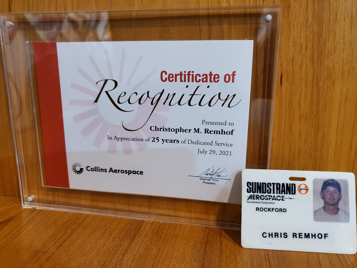 25 years at Sundstrand & @CollinsAero. That 20 yr old kid in the picture has learned a lot. Proud of my membership during that time in @UAWlocal592 @UAW.
#collinsaerospace #sundstrand #uaw #aerospace #rockfordIL