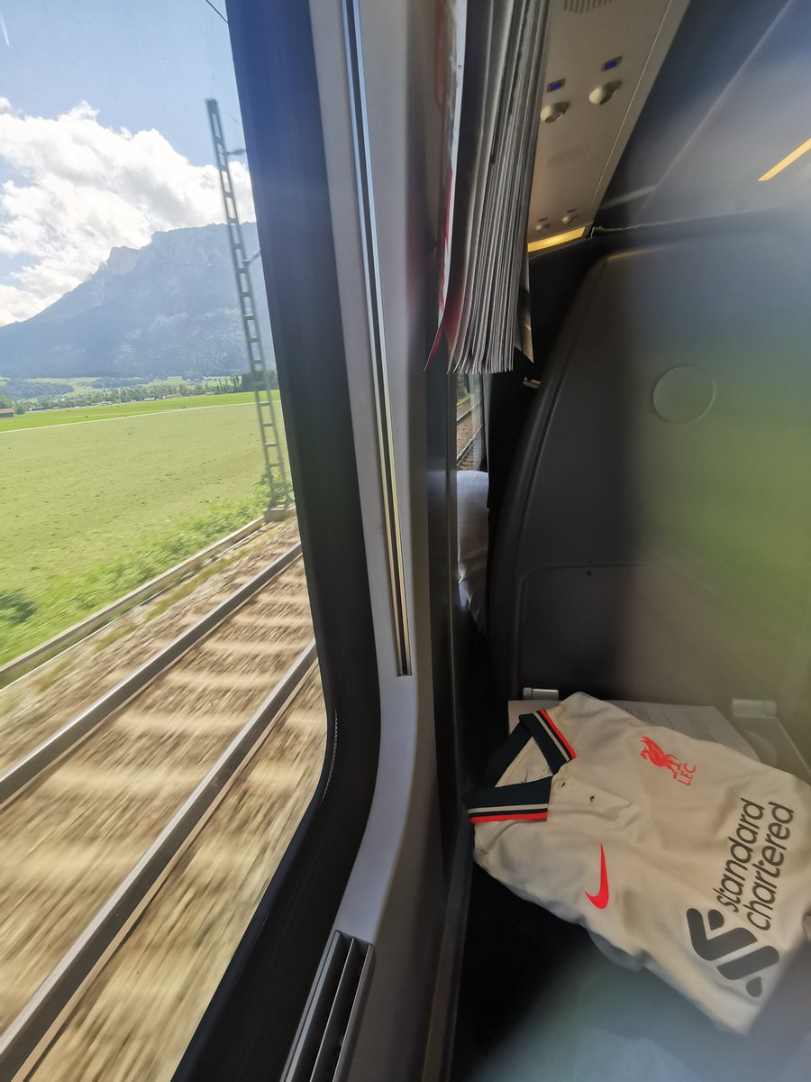 aprilLFC's tweet photo. En route to Innsbruck ✨ can't wait for Big Virg to make a comeback 😍 https://t.co/8eGMpOKl1r