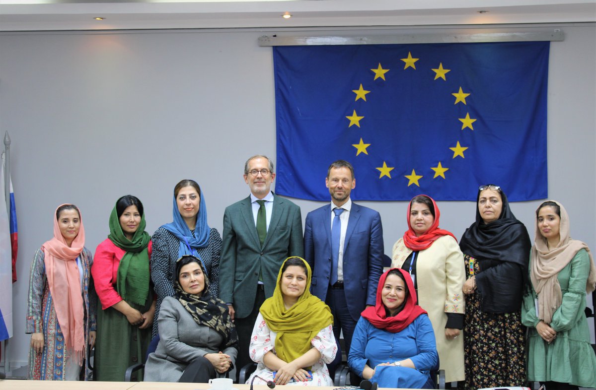 EPD_AFG's tweet photo. #WomenNetworks from 20 #provinces &amp; #WomenLeaders had an extensive discussion with Mr. @tomas_niklasson, Acting EU-SREP &amp; @EUAmbAFG on #women activities despite challenges, deteriorating security &amp; peace process &amp; the way forward. 
@NehanNargis 
@forozan_rasooli 
@BahmanZuhra https://t.co/whISP6zkOQ