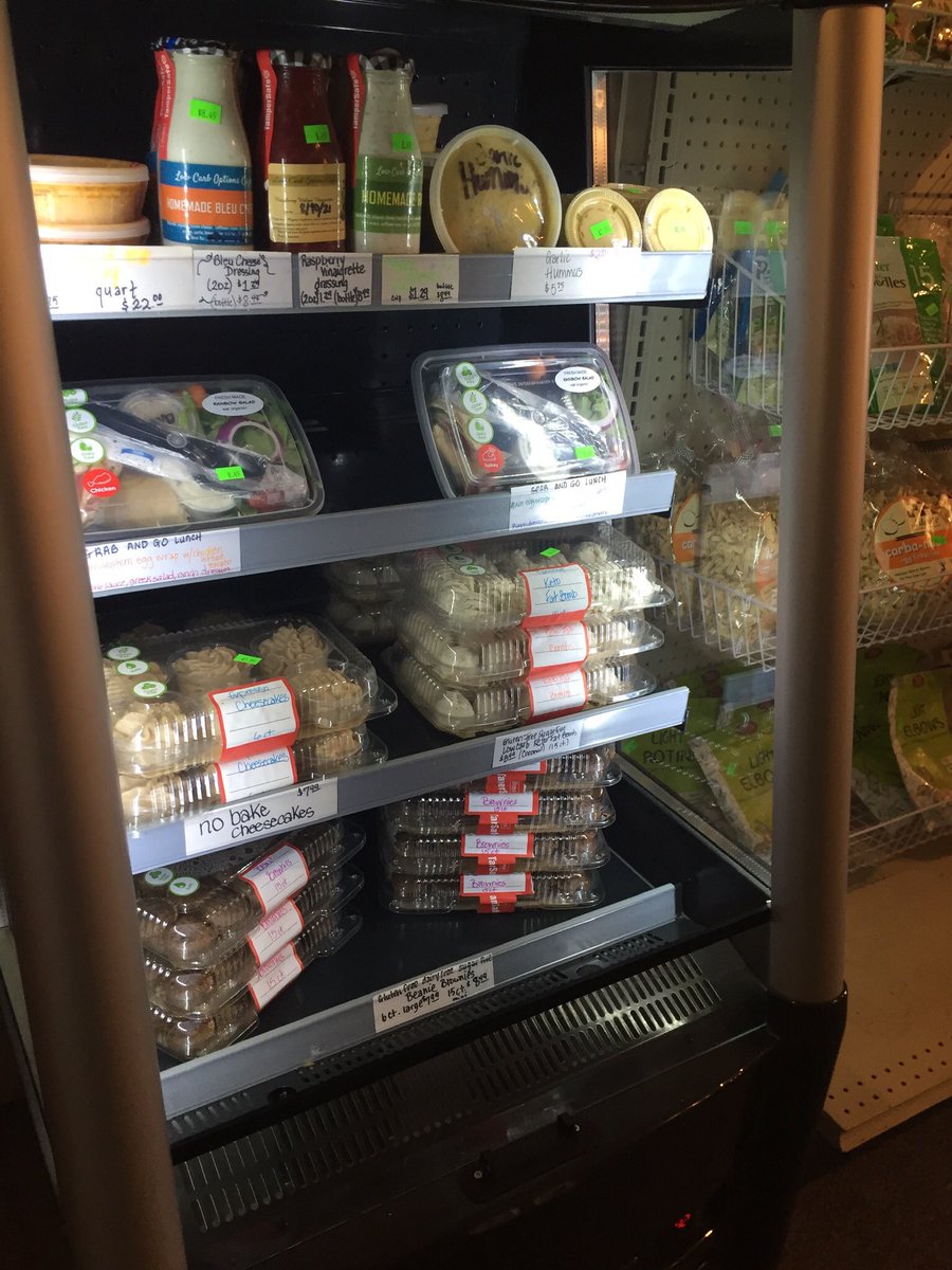 LinDeb8's tweet image. Come on in y’all. Get you a sandwich right off the grill. Butternut squash is ready and we have Freshly baked cookies. If you are in a hurry the Cooler is freshly stocked for you to grab and go. Come on in y’all