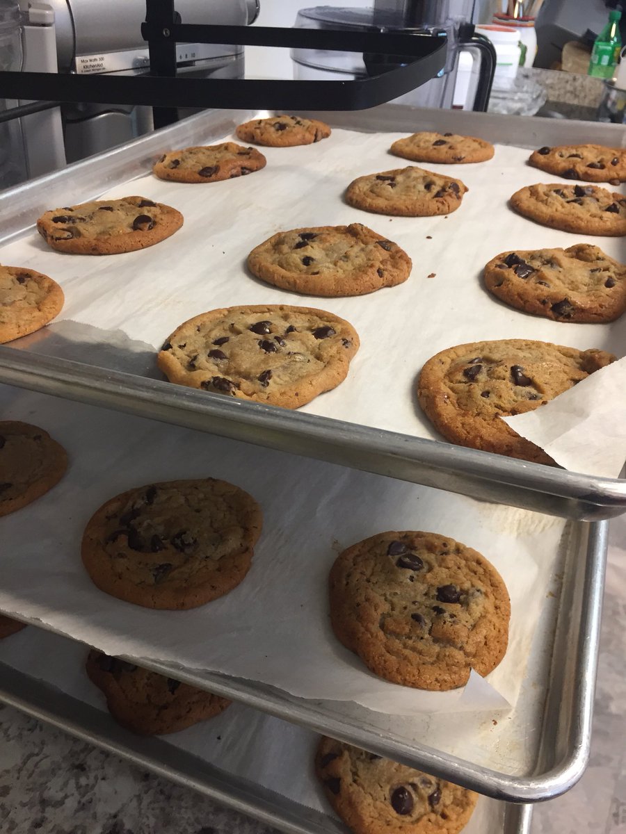 LinDeb8's tweet image. Come on in y’all. Get you a sandwich right off the grill. Butternut squash is ready and we have Freshly baked cookies. If you are in a hurry the Cooler is freshly stocked for you to grab and go. Come on in y’all