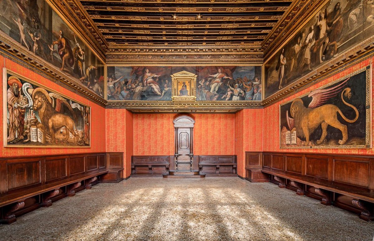 DucaleVenezia's tweet photo. #SaleDucale
La Sala della Quarantia Civil Nuova, è una delle sale istituzionali di #PalazzoDucale, posta tra la immense Sala del Maggior Consiglio e la Sala dello Scrutinio, il cuore della vita politica e amministrativa della Repubblica di #Venezia. 

Ph. @FotoDBusetto https://t.co/BUt8raUMMf