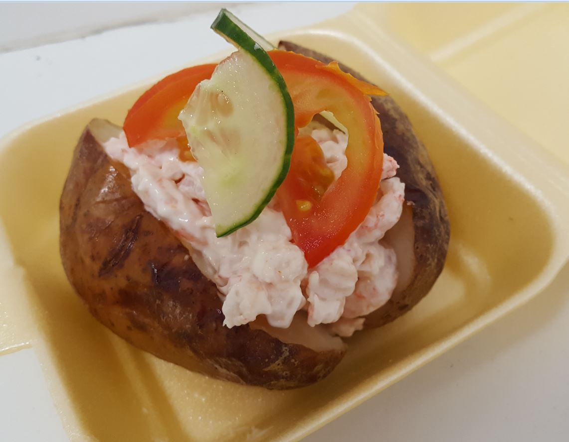 EdwardsofConwy's tweet photo. Hot Food Today /Bwyd Poeth Heddiw
Roast Pork & Stuffing Baps, Memphis Beef Burger Baps, Pork & Herb Sausage Baps, Jacket Potato with a choice of fillings.
#Conwy #HappyThursday #NearlyLunchTime #EdwardsOfConwy https://t.co/FBiPNQsicV