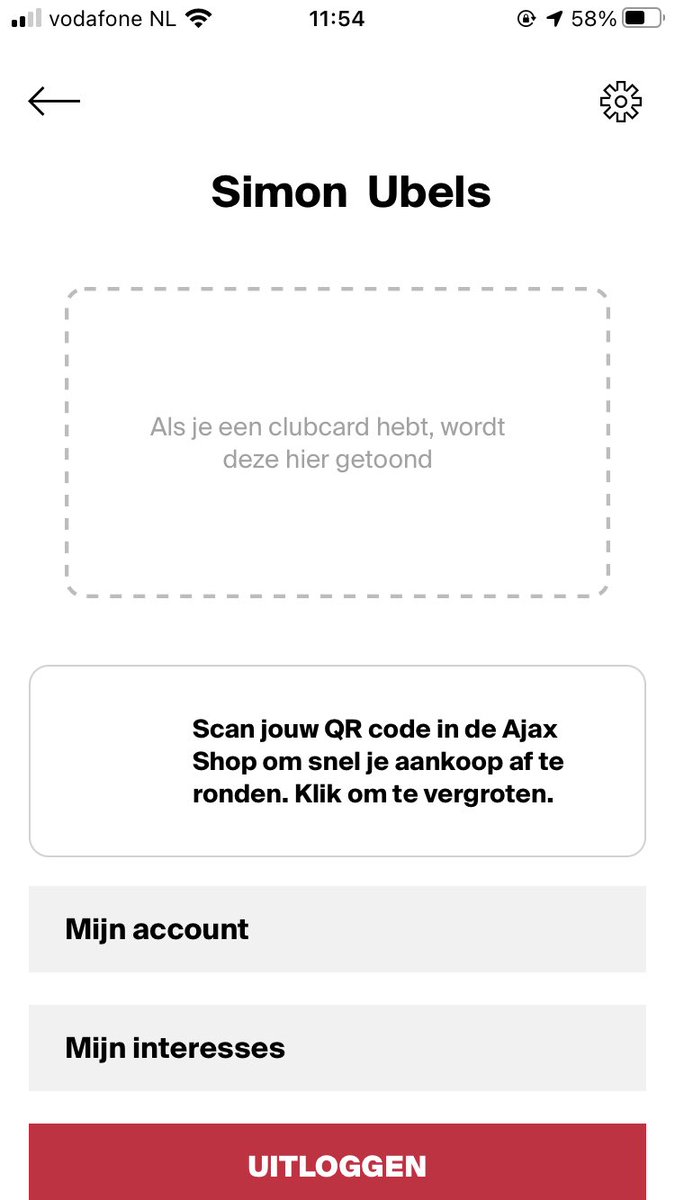simonubels's tweet photo. @AjaxFancare Ik heb mezelf geverifieerd in de Ajax App. Mijn ClubCard via AjaxLife is niet zichtbaar. Hoe kan dit? https://t.co/hYzJwq4LXC