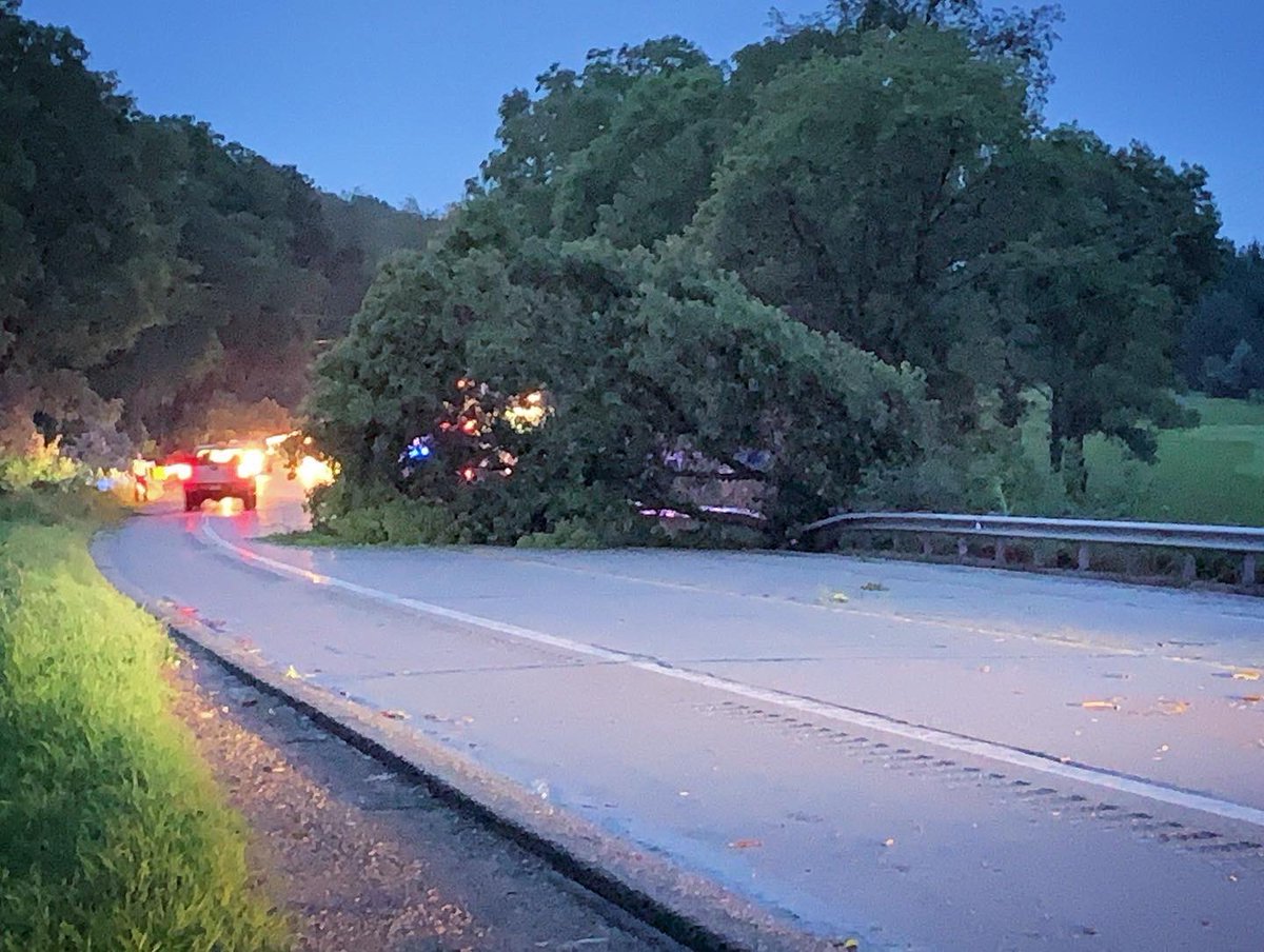 Getting lots of reports of storm damage like this around #WestMichigan this morning. This view from southeast of #Allegan. If you have any storm damage to report be sure to share your pictures with us!

#13OYS #MiWX #WMiWX #UpWith13
