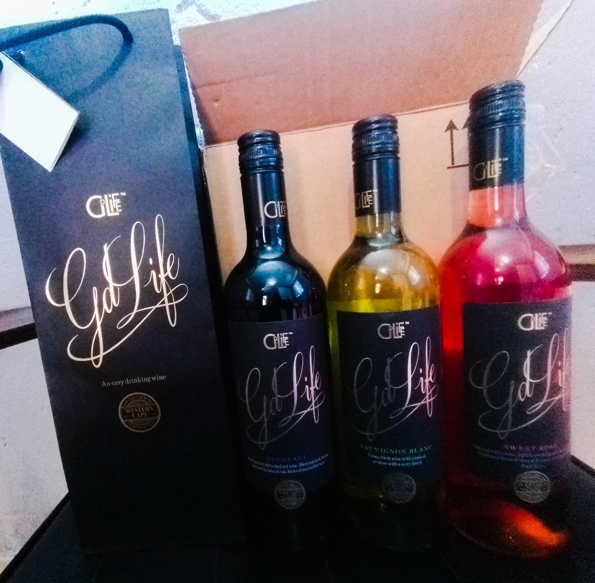 DJ_Buhle's tweet photo. S/O to @gdlifewine & #ConnectEntertainment for the delivery. 🍷
Y'all have a good day. https://t.co/uEvxd9YeAi