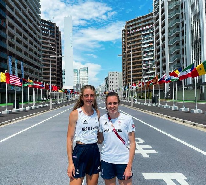 lauramuiruns's tweet photo. 🇯🇵👯‍♀️🇬🇧 https://t.co/HoSVR5IzdA